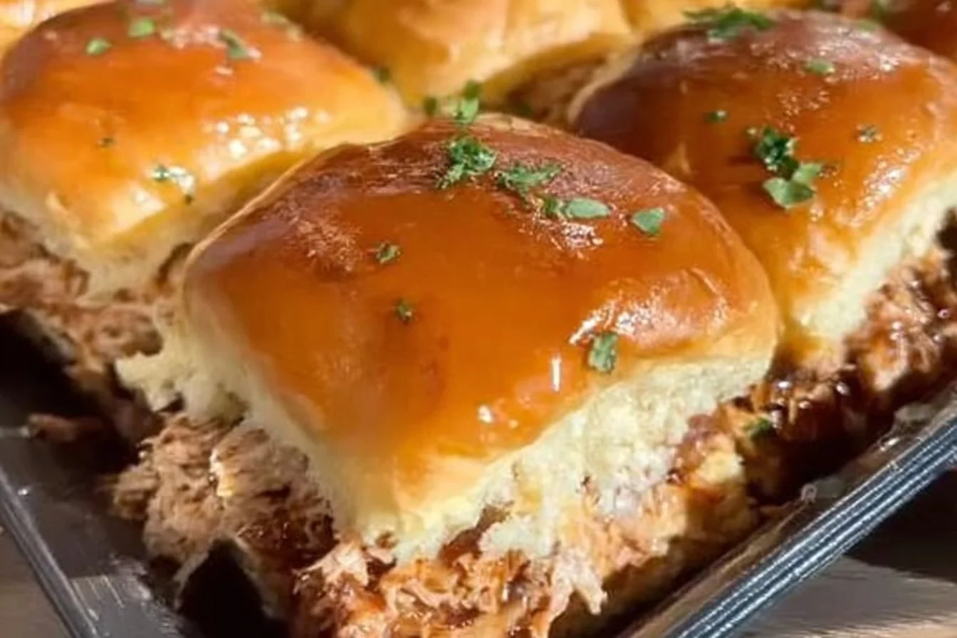 BBQ Chicken Sliders: Easy, Saucy, Crowd-Pleasing